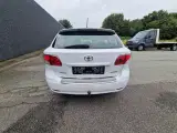 Toyota Avensis 2,0 D-4D T2 stc. - 4