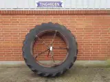 38"   13.6R38 - 2