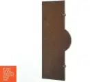 Antik udskåret nøglebræt i massivt træ med messing detaljer (str. 47x14,5 cm) - 2