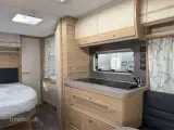 2025 - Fendt Bianco Activ 550 SD   Lækkert Grundris fra Fendt hos Hinshøj Caravan - 2