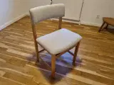 Spisebord med 4 stole fra Dansk Møbelfabrik - 3