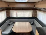 2015 - LMC Musica 562 E ALDE   Dejlig vogn med rundsidegruppe og enklesenge fra Hinshøj Caravan A/S - 4