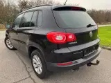 VW Tiguan 2,0 TDi 140 Track & Field 4Motion Van - 4