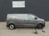 Toyota Proace Medium 1,5 D Comfort skydedør, dobb. bagdør u/ruder 120HK Van 6g - 2