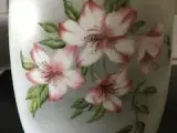 Vase H & G Selb Bavaria Germany Heinrich