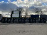 8 & 10 fods containere nettop ankommet. - 2