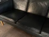 3 Pers sofa i sort skind