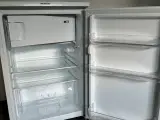 Fint køleskab