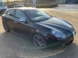 Alfa Romeo Giulietta Quadrifoglio 1,8 Turbo 235 HK - 2