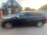 Peugeot 308 1,5 BlueHDi 130 Style+ SW - 4