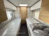 2023 - Adria Coral Plus 670 SLT   FØRPRIS KR. 1.006.922   -   SPAR KR. 143.676 - 3
