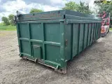 - - - Korn container - 5