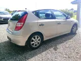 Hyundai i30 1,4 CVVT Comfort - 4