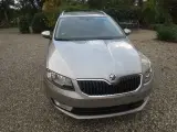 Skoda Octavia 1.4 i 140 Hk Stc år 2014.  - 3