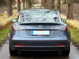 Tesla Model 3  Standard Range+ RWD - 4