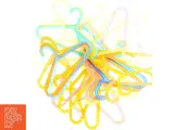 Farverige plastbøjler (str. 33 x 20 cm) - 4