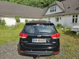 Kia Carens 1,7 CRDi 115 Family 7prs - 4