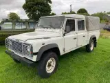 Land Rover Defender 2,5 122HK DobKab - 3