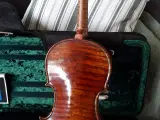 Velklingende, velholdt gammel tysk violin - 2