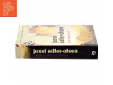 Og hun takkede guderne af Jussi Adler-Olsen (Bog) - 2