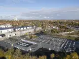 Stor kontor og lagerejendom med ledige lejemål i varierende størrelser som gør det muligt at finde et lejemål efter behov - 2