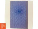 Blå hardback bog - 3