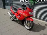 Suzuki GSX 600 F MC-SYD ENGROS - 2