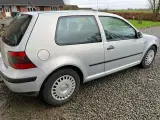 VW Golf 4 1,6 - 2