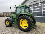 John Deere 6800 Med frontlift. - 3