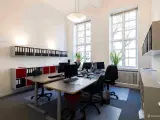 Højloftet kontor i eftertragtet kvarter - 5
