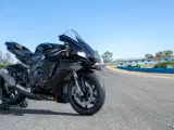 Yamaha YZF R1 Race - 2