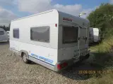 2001 - Dethleffs Camper 440 DB   Super rejsevogn. God vægt. - 3