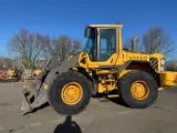 Volvo L 90 F - 2