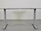 Konferencebord med hvid plade og grå stel - 2