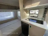 2017 - Adria Aviva 400 PS - 5
