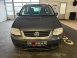 VW Touran 2,0 TDi 136 Trendline DSG Van - 2