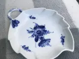 Royal copenhagen bladfad blå blomst