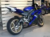 Yamaha YZF R6 - 4