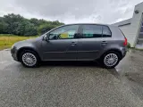 VW Golf V 1,9 TDi 105 Comfortline - 2