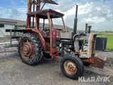 Traktor Massy Ferguson 265 - 4