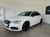 Audi A3 1,8 TFSi Ambition S-line Sportback S-tr. - 2