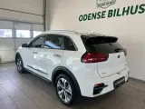 Kia e-Niro 64 Advance - 4