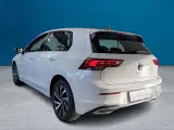 VW Golf VIII 1,4 eHybrid DSG - 5