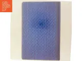Blå hardback bog - 3