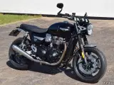 Triumph Bonneville Speed Twin Retro - 3