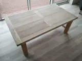 Sofabord i massiv eg