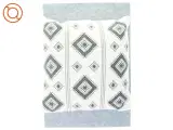 Tæpper/løber (2 stk) og pyntepuder (3 stk), måler hhv 93 x 61 og 45 x 45 cm - 3