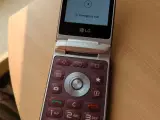 LG Easy Smart H410. Klaptelefon