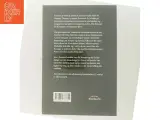 Kat i flammer : roman af Mathias Steen Hansen (f. 1992) (Bog) - 3