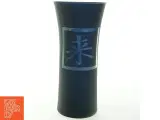 Sort vase med asiatisk tegn (str. H. 27 cm. ø. 12,5 cm) - 3
